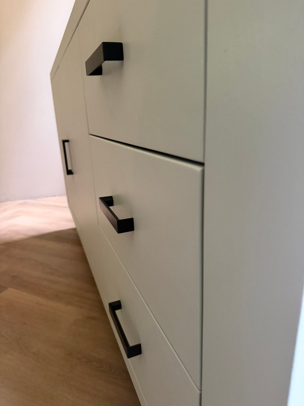 Prachtig houten dressoir – sfeervol & praktisch, Ophalen, Met deur(en), 150 tot 200 cm, Zo goed als nieuw