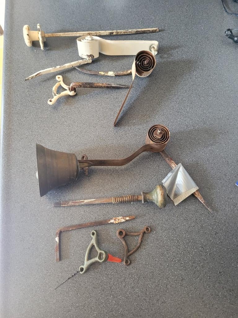 Antieke bellen sets, Huis en Inrichting, Deurbellen, Ophalen, Gebruikt