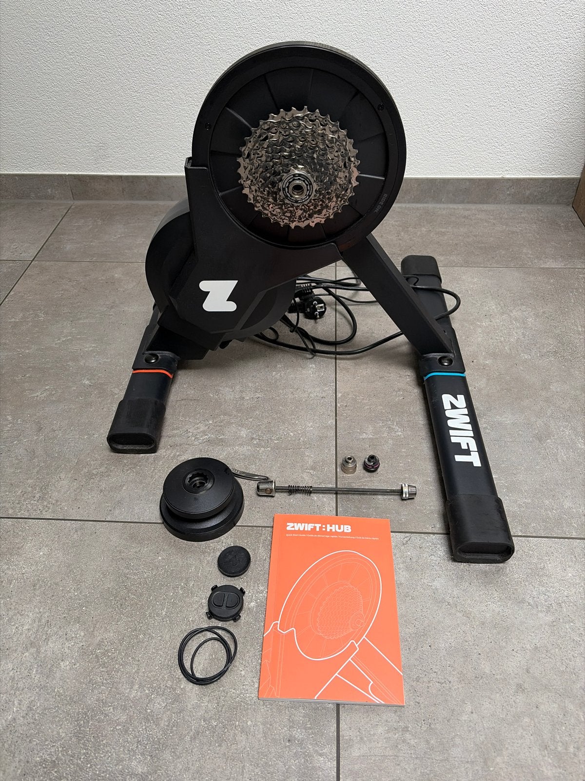 Zwift Hub Smart, fietstrainer en Zwift Cog, Ophalen of Verzenden, Zo goed als nieuw, Overige typen