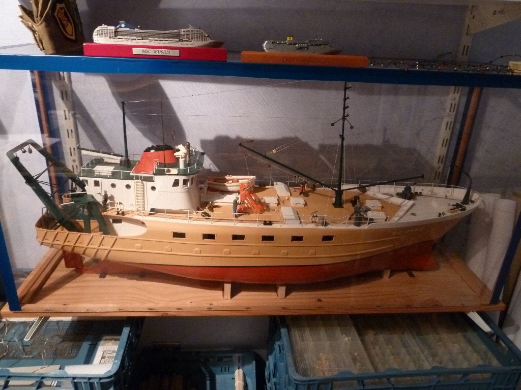 Trawler Concarneau-1/33, Ophalen, Nieuw, Groter dan 1:32, Overige merken