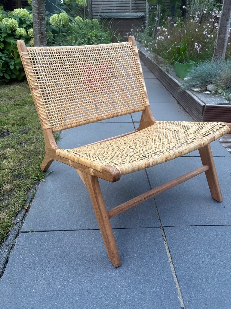 Loungestoel fauteuil acaciahout met riet, Huis en Inrichting, Ophalen, Gebruikt, 75 tot 100 cm, Hout