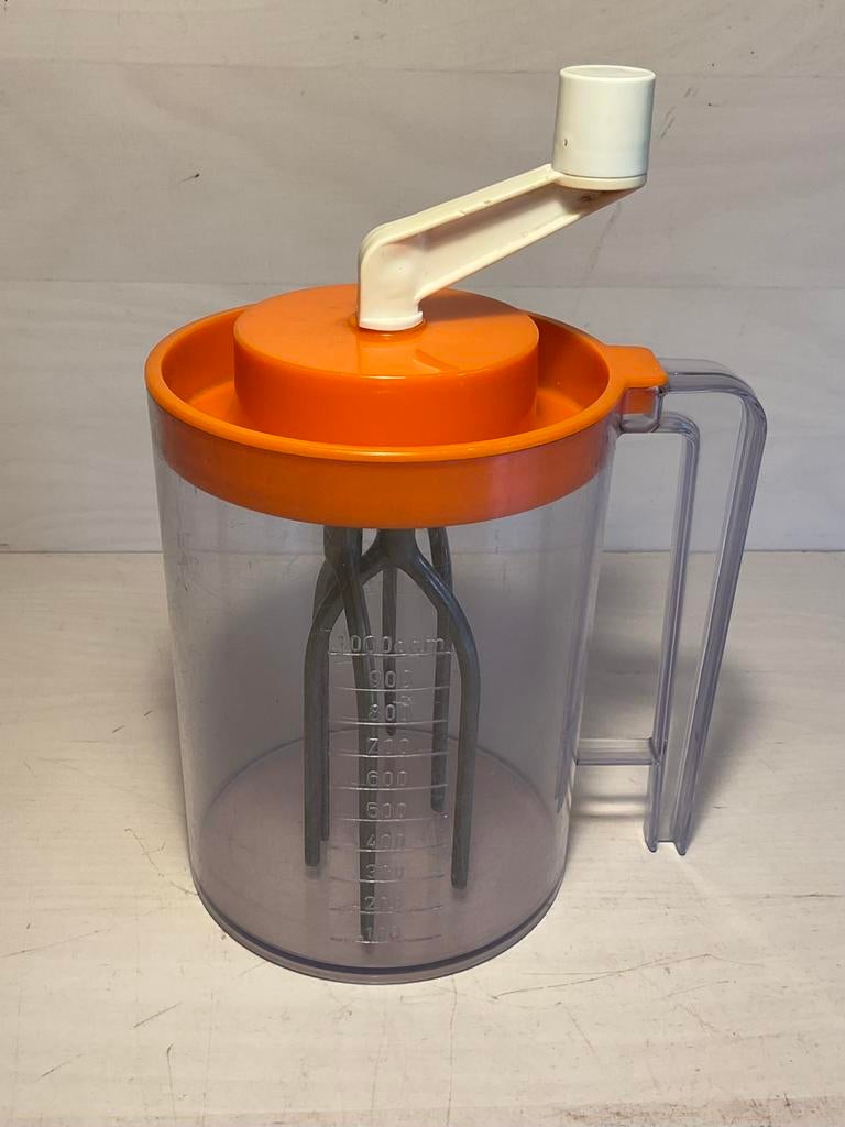 Plastimat slagroomklopper oranje met maatbeker tot 1 liter, Ophalen of Verzenden, Zo goed als nieuw