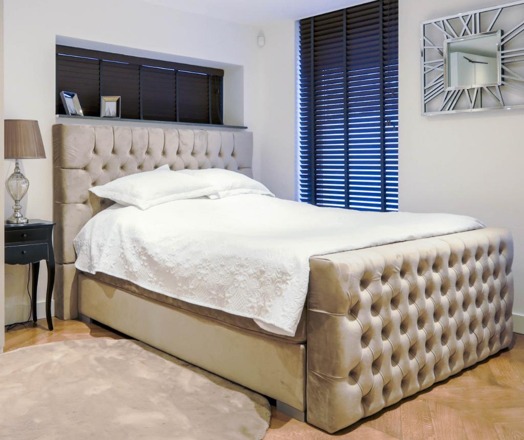 Boxspring 180x200, Ophalen, Beige, Tweepersoons, Zo goed als nieuw