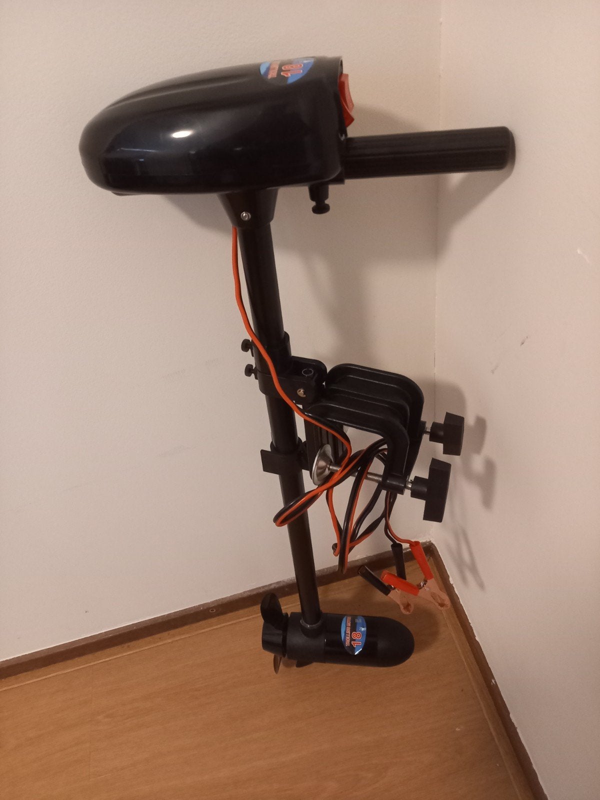Nieuwe El.buitenboordmotor met toebehoren, Ophalen, Nieuw, Motor en Techniek, Zeilboot of Motorboot