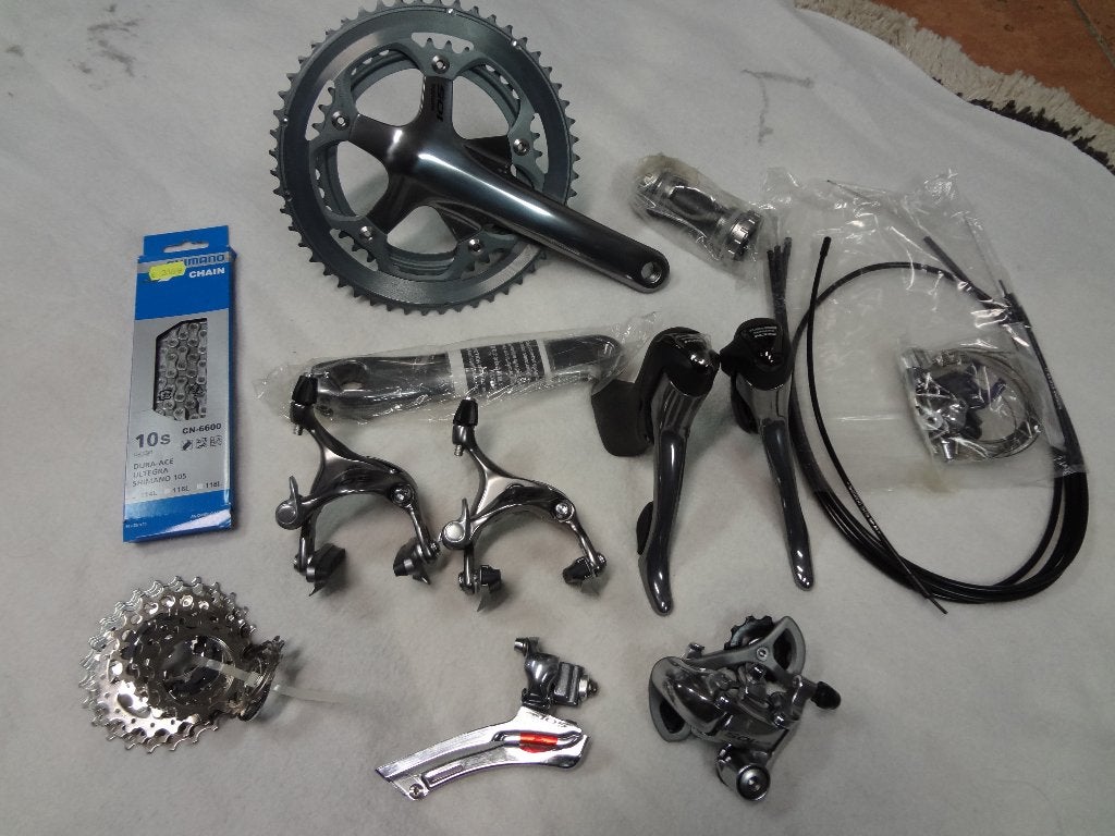 Nieuw Shimano 105 10 sp dubbel groep (1) voor 339,99 euro, Ophalen of Verzenden, Nieuw, Overige typen