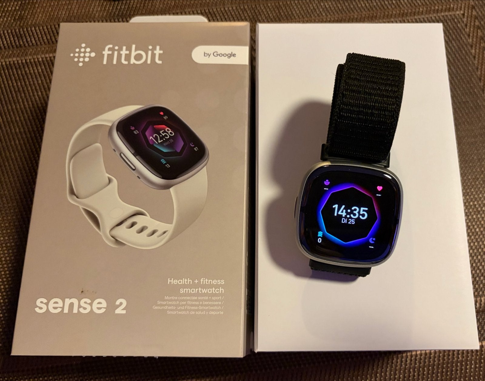 Fitbit Sense 2 Smartwatch met beschermhoes en oplader, Ophalen of Verzenden, Zo goed als nieuw, Zwart, Android