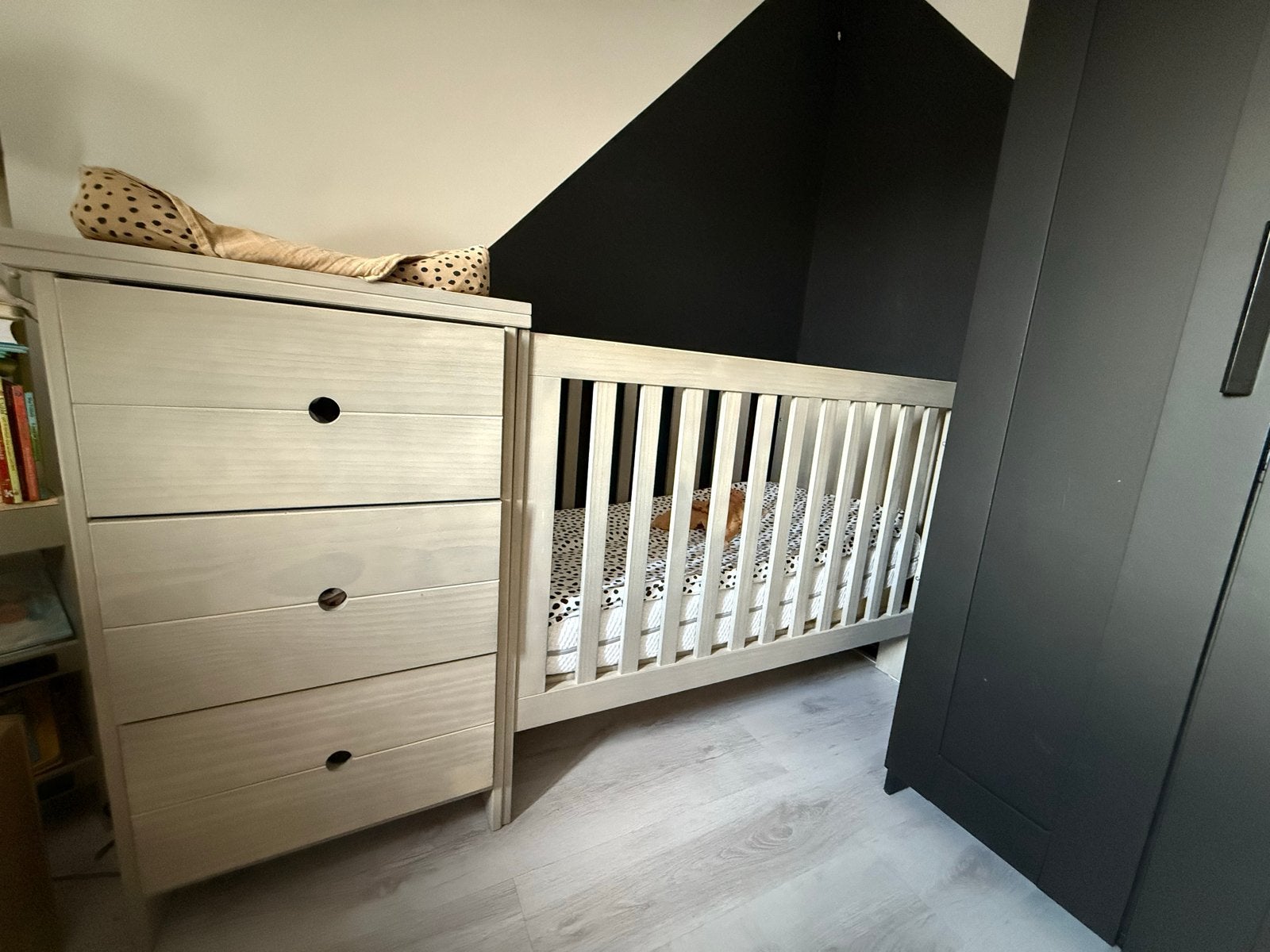 TWF combi ledikant met commode - ideaal voor kleine kamers, Ophalen, Zo goed als nieuw, Ledikant