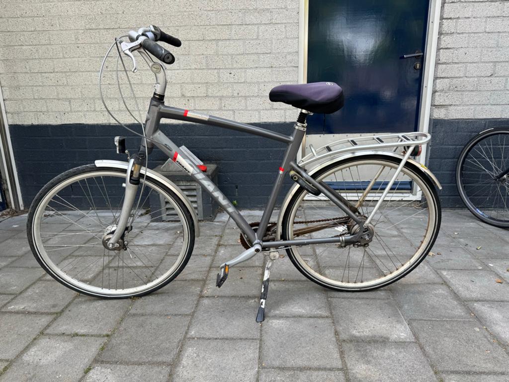Giant fiets met versnellingen, Fietsen en Brommers, Fietsen | Heren | Herenfietsen, Ophalen, Gebruikt, Velgrem, Versnellingen