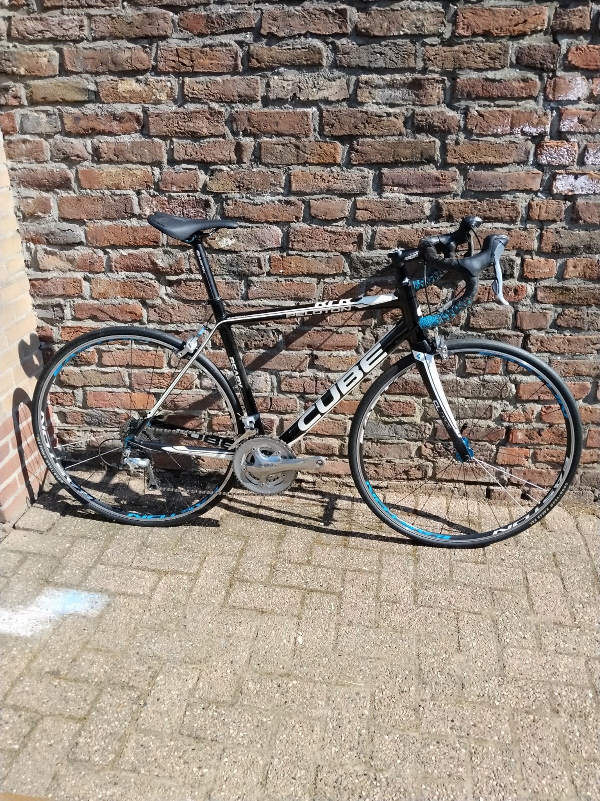 cube peloton 56cm, 28 inch, Gebruikt, Velgrem, Aluminium