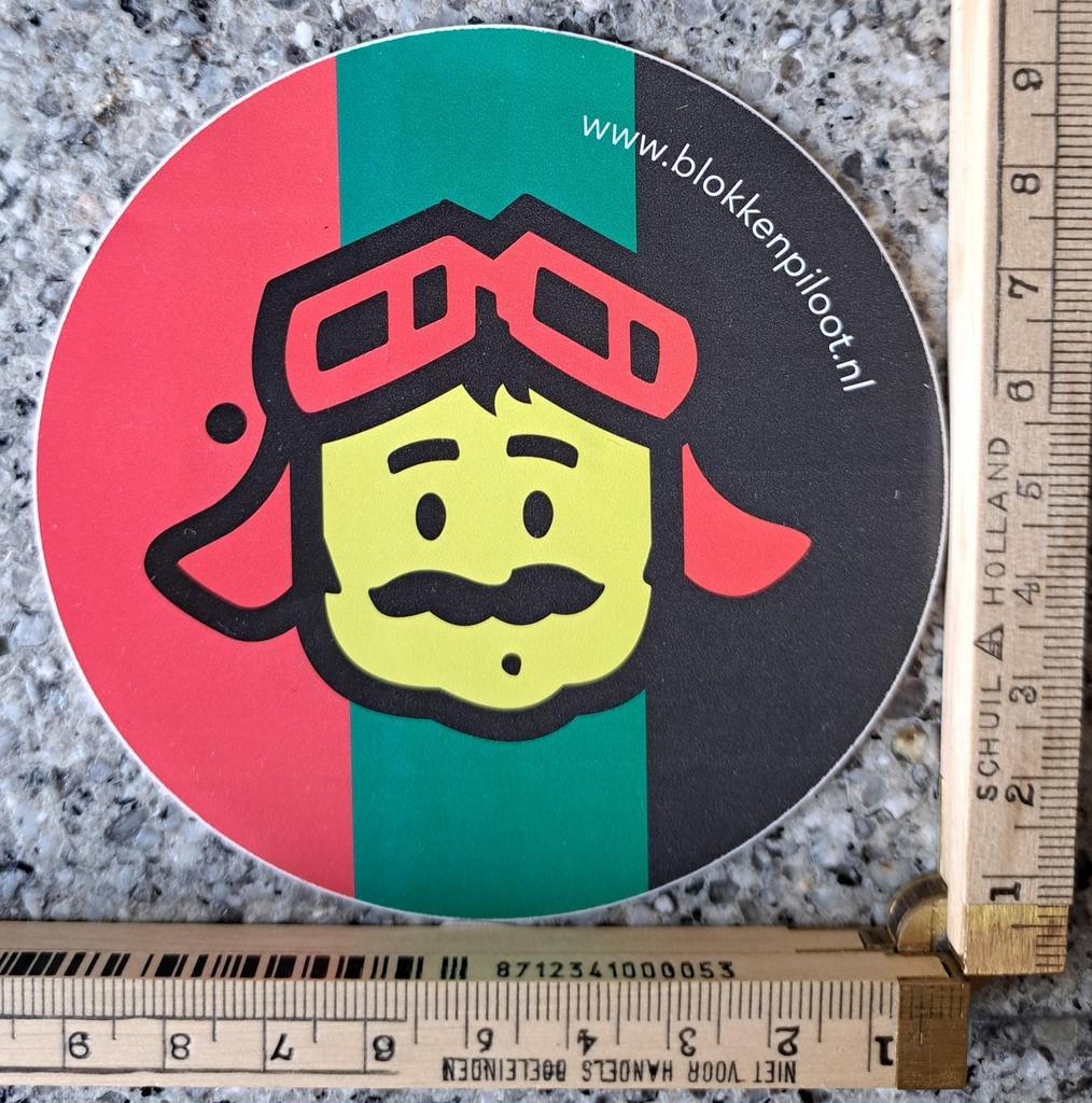 Blokkenpiloot sticker Lego winkel Nijmegen vliegenier, Verzamelen, Stickers, Ophalen of Verzenden