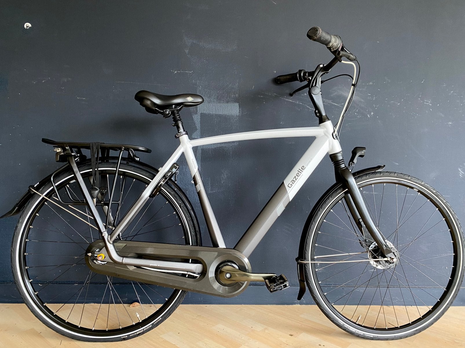 Gazelle Grenoble C8, keurige herenfiets, Ophalen, Versnellingen, Zo goed als nieuw, 57 tot 61 cm