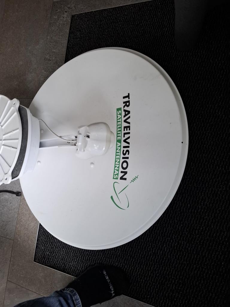 Travelvision Satelliet Antenne - Ideaal voor onderweg, Alle leeftijden, Ophalen, Gebruikt, Overige genres