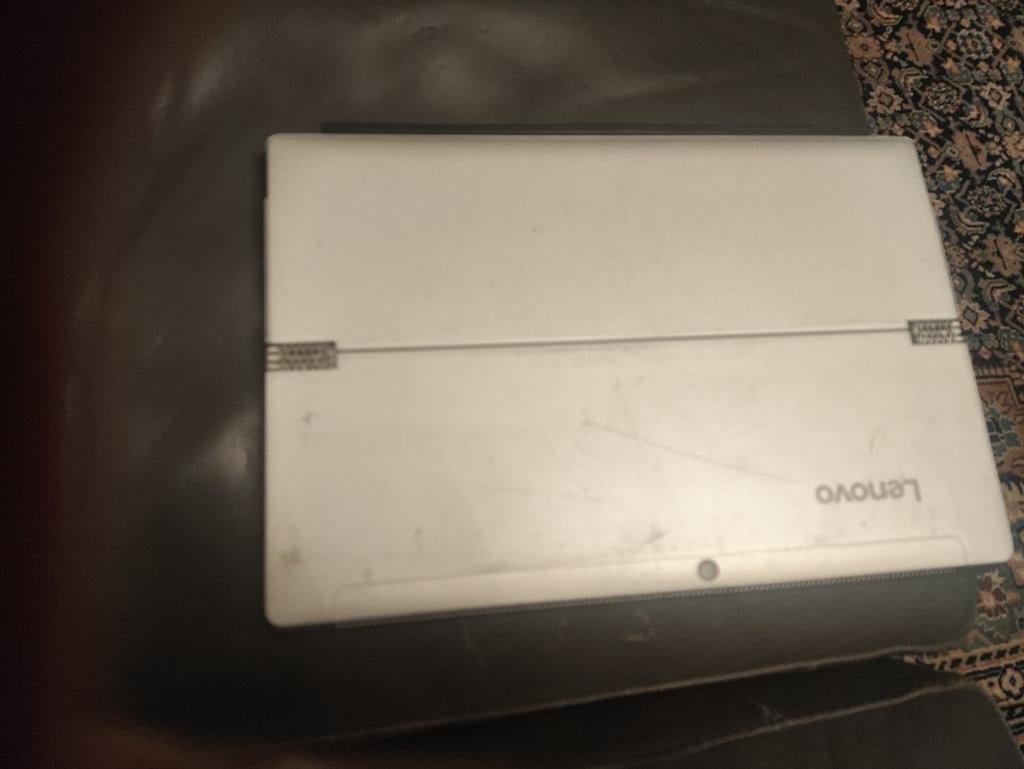 Lenovo Laptop/Tablet - Gebruikt, Onbekend, Gebruikt, Minder dan 4 GB, Qwerty
