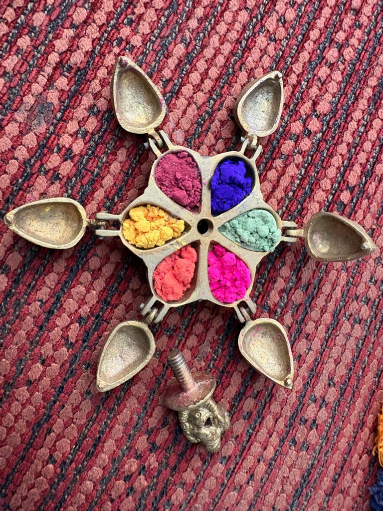 Decoratieve Indiase poederhouder met Ganesha, Ophalen of Verzenden