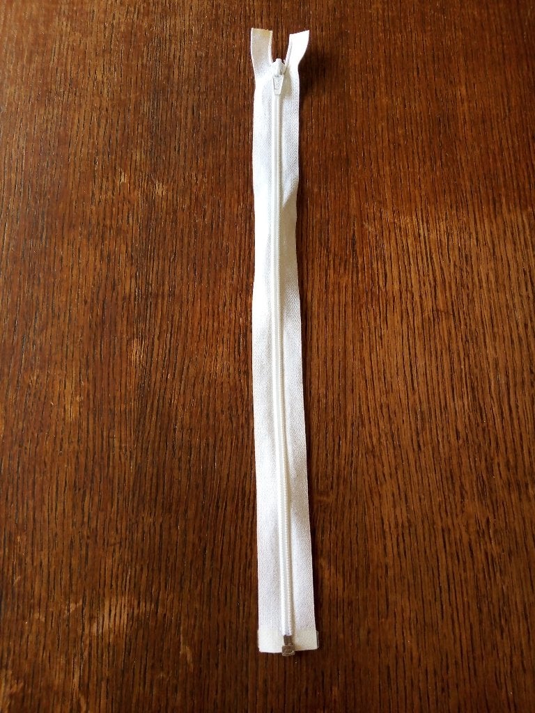 Nieuwe YKK nylon Spiraalrits (Niet-deelbaar) - 42 cm - Wit, Hobby en Vrije tijd, Ophalen of Verzenden, Nieuw, Rits of Sluiting