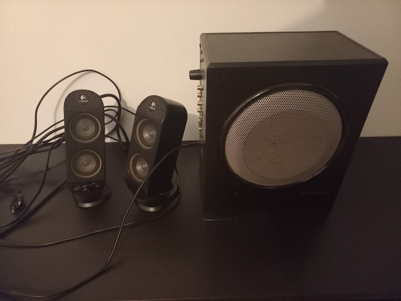aantal boxxen ( logitech, Ophalen, Gebruikt, Logitech