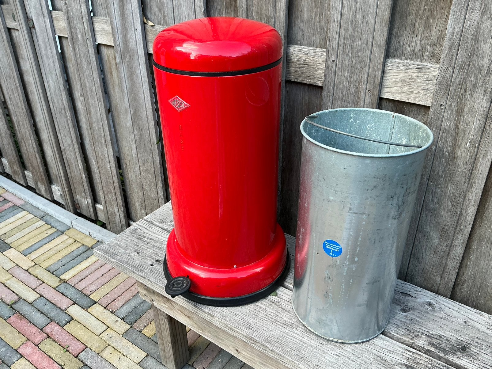 WESCO PRULLENBAK BASEBOY ROOD MERK AFVALBAK ZGAN KEUKENBAK, 50 – 75, Gebruikt, Met pedaal, Ophalen of Verzenden