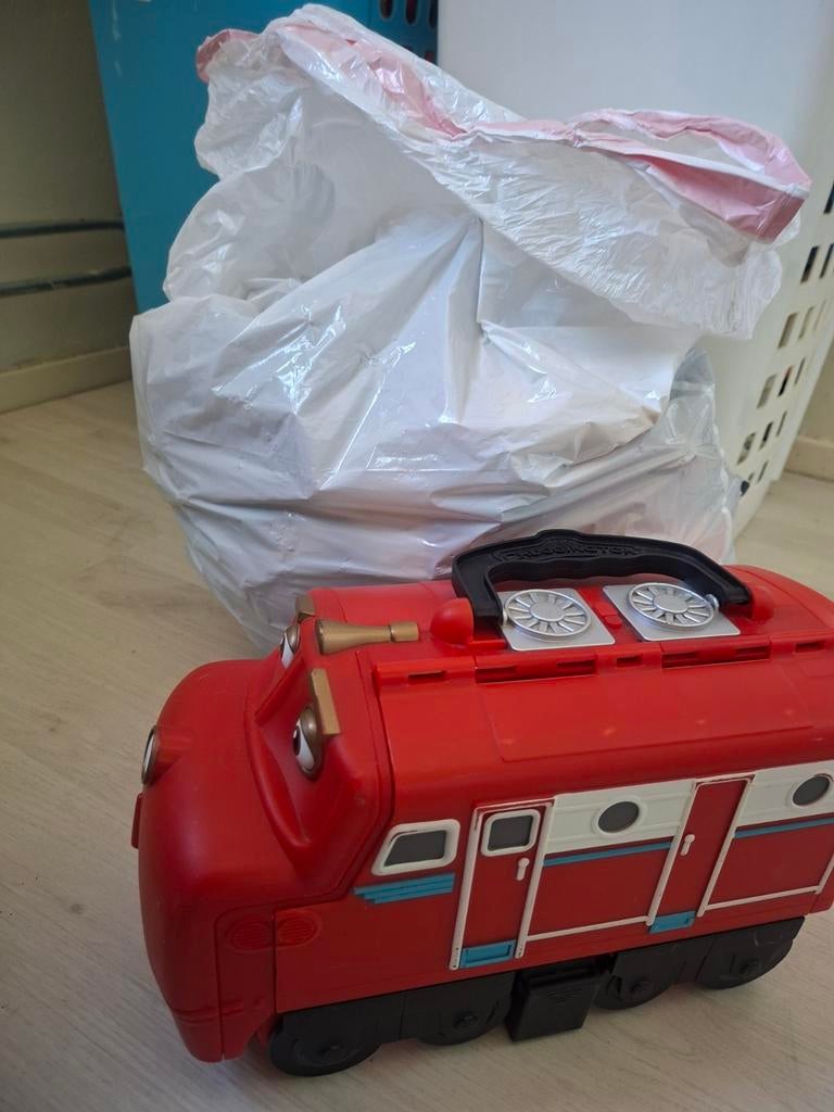 Thomas de Trein & Chuggington treintjes met opbergkoffer, Ophalen, Gebruikt