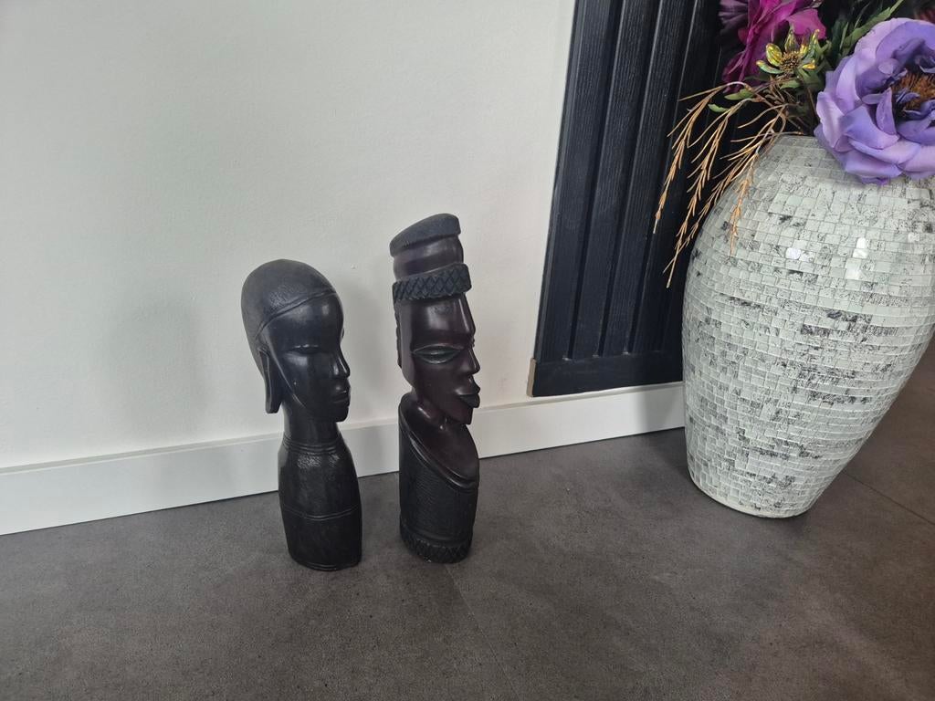 2 Handgesneden Afrikaanse Houten Bustes, Ophalen of Verzenden