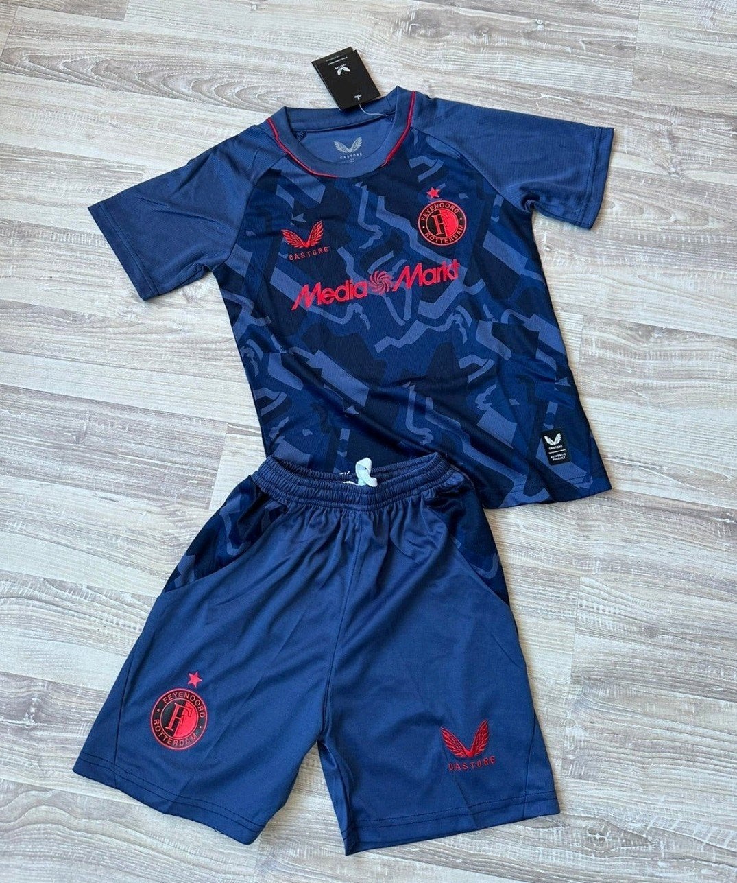 Feyenoord Vol Tenue Kindermaat Nieuw Seizoen, Kinderen en Baby's, Ophalen of Verzenden, Nieuw, Castore, Jongen of Meisje