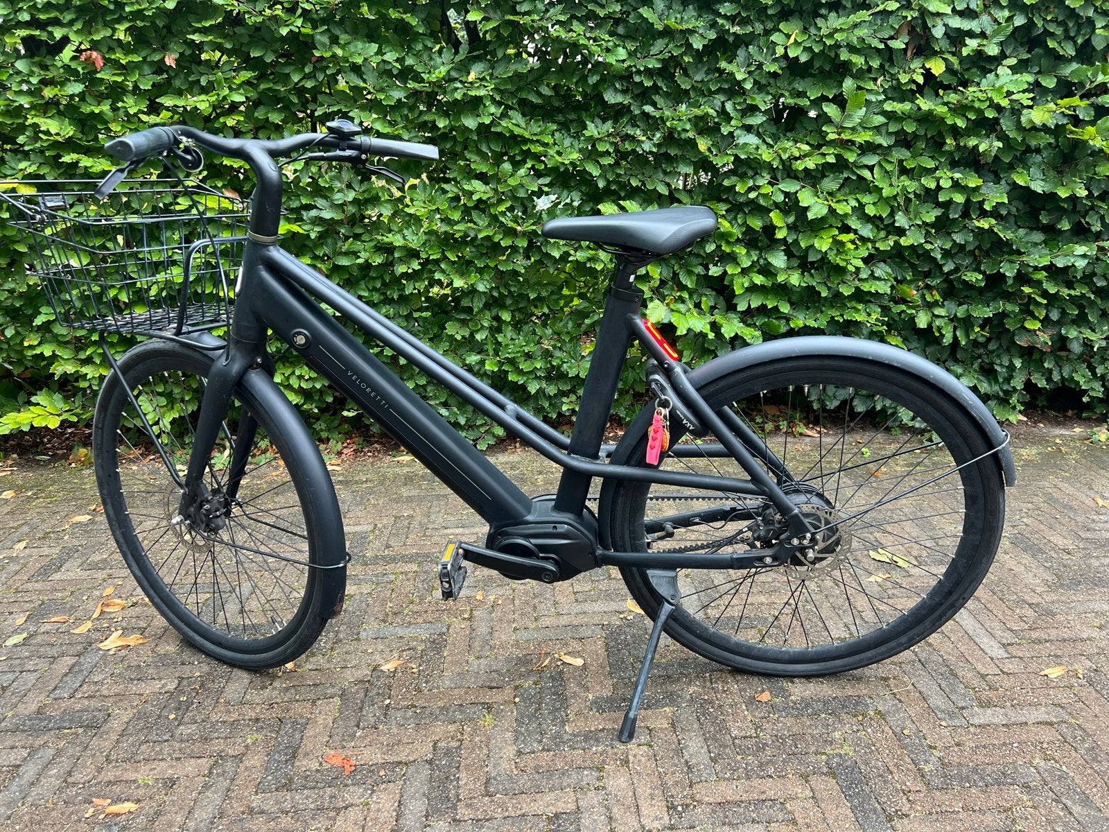 Veloretti Ivy Matte Black E-bike met mand, Ophalen, Gebruikt, Veloretti, 51 tot 55 cm