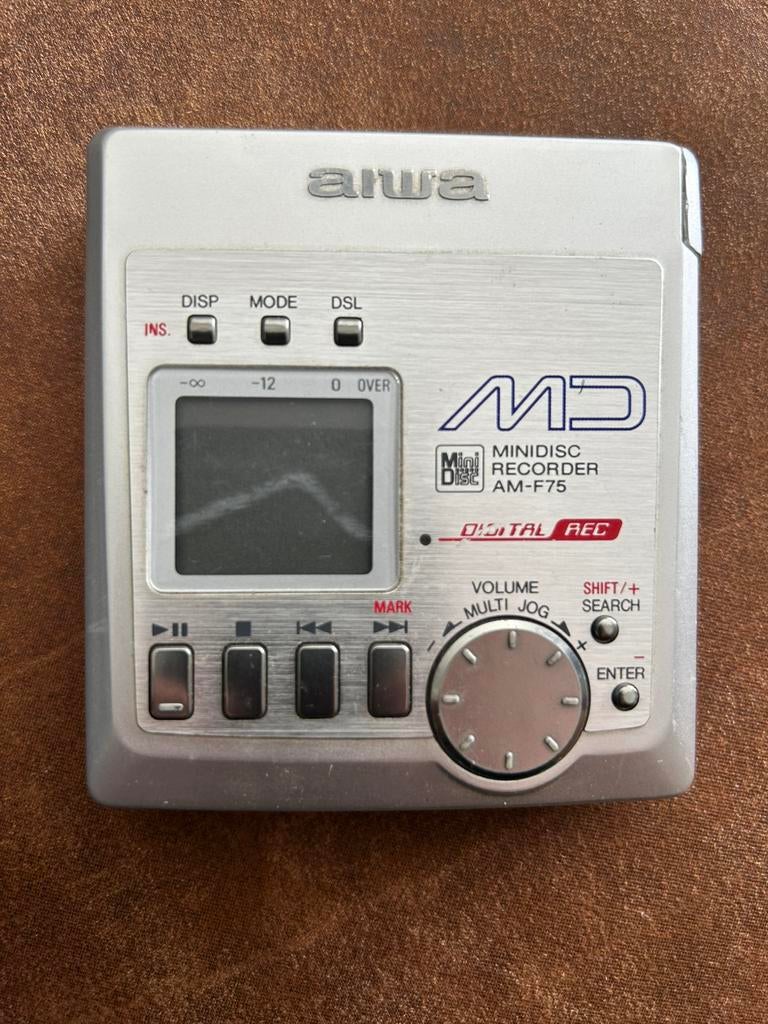 Pakket 28 MiniDiscs Sony/TDK+ Aiwa AM-F75 Recorder (Defect), Audio, Tv en Foto, Walkmans, Discmans en Minidiscspelers, Ophalen of Verzenden