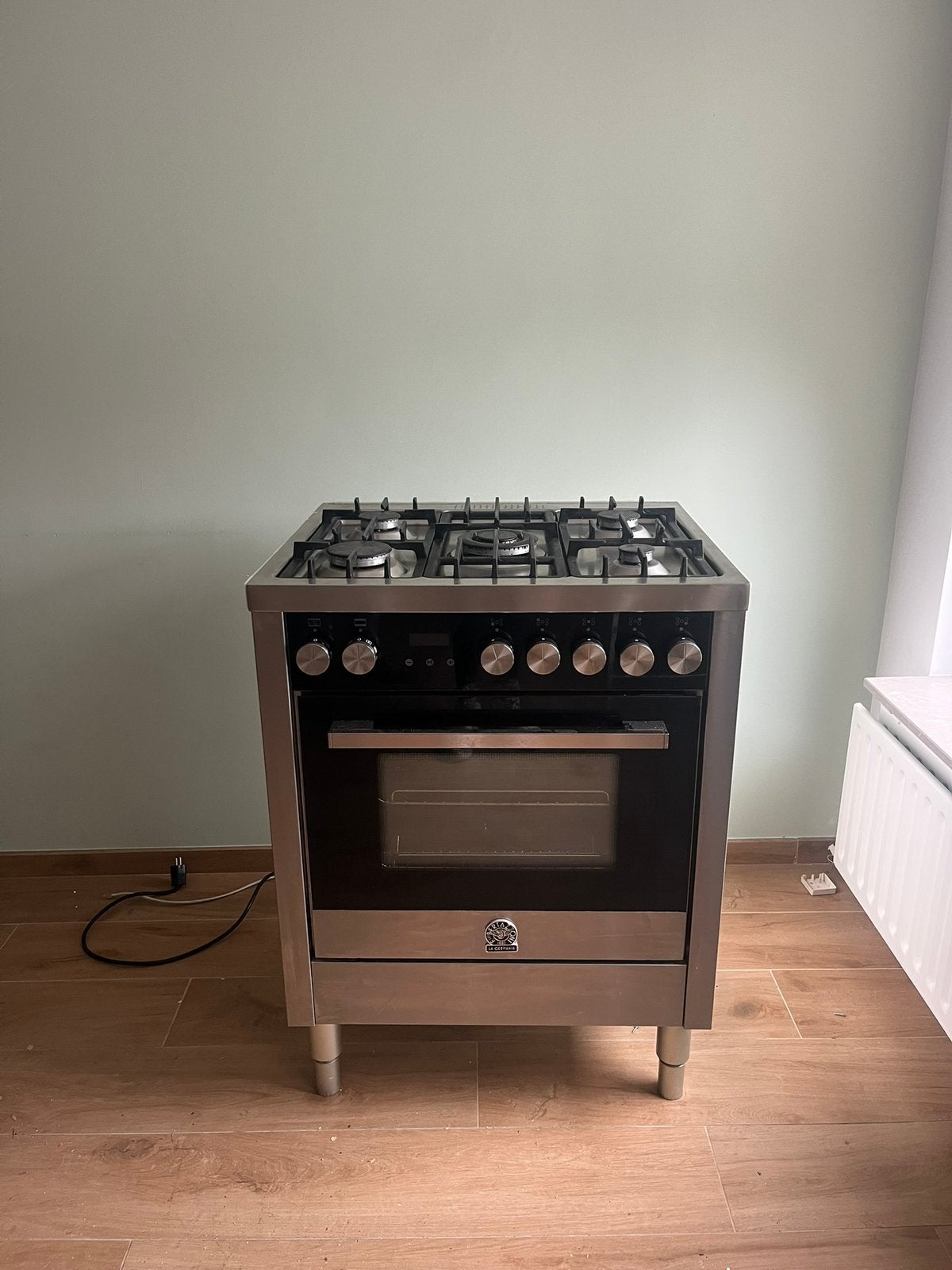 Bertazzoni la Germania gasfornuis, Witgoed en Apparatuur, Ophalen, Zo goed als nieuw, Gas, Vrijstaand