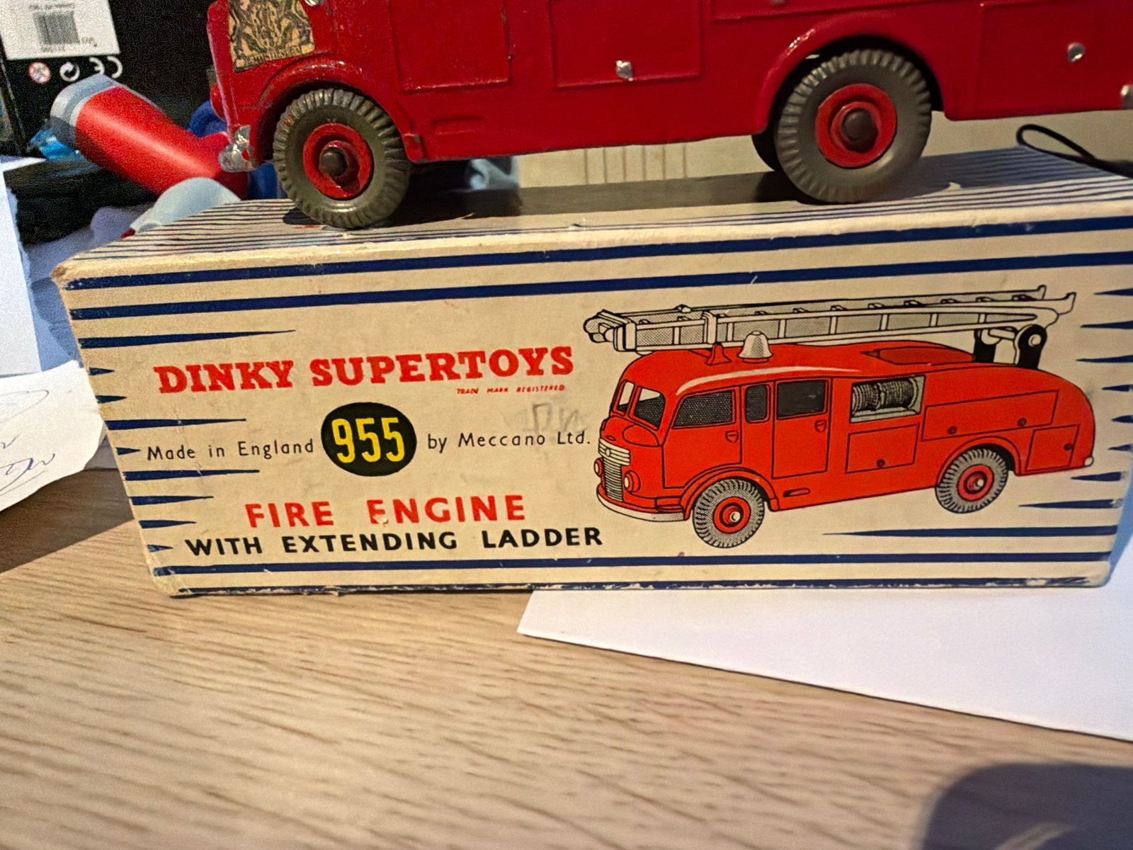 Dinky Supertoys 955 Brandweerwagen met uitschuifbare ladder, Gebruikt, Dinky Toys, Ophalen of Verzenden, X
