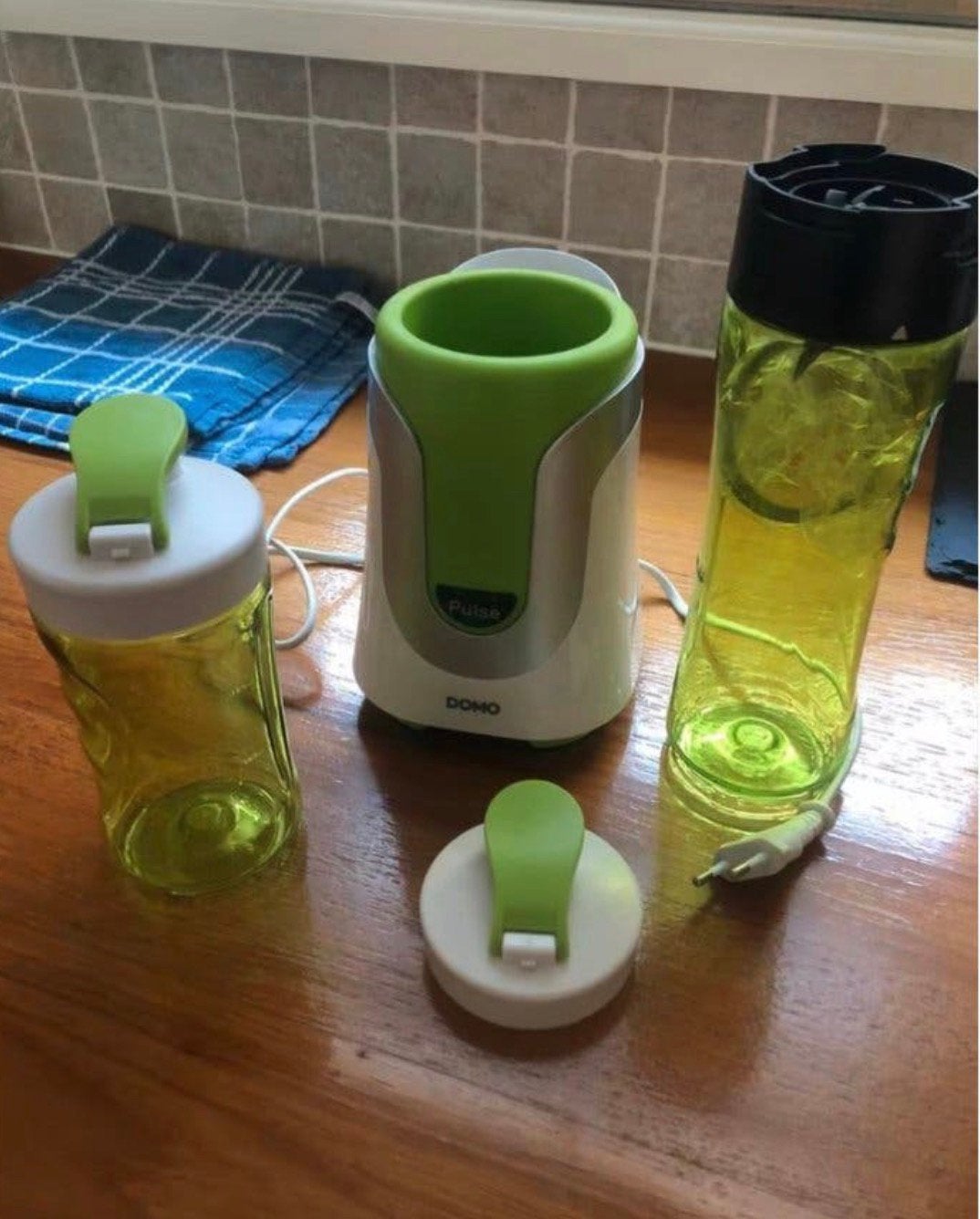 Domo smoothie blender, Ophalen of Verzenden, Zo goed als nieuw, Blender