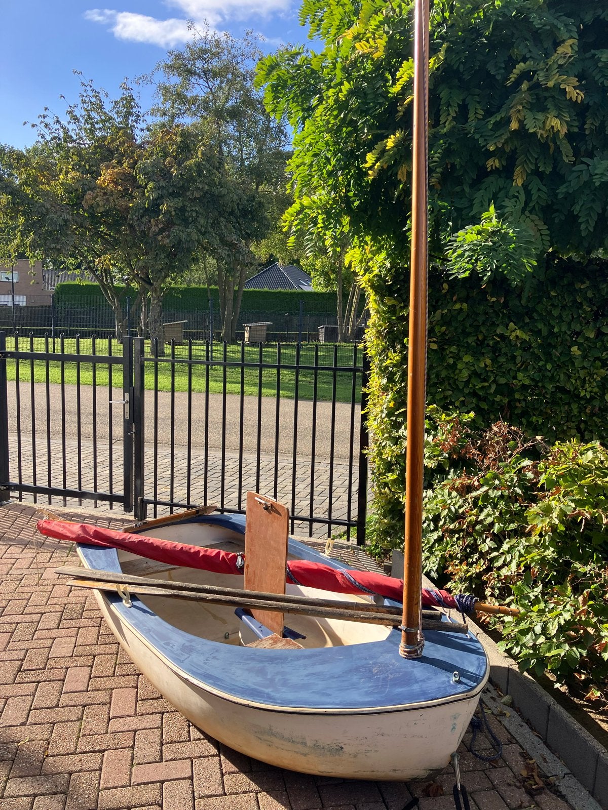 Zeiljol / roeiboot 2,25m – compleet met zeil, roer en zwaard, Ophalen of Verzenden, Gebruikt