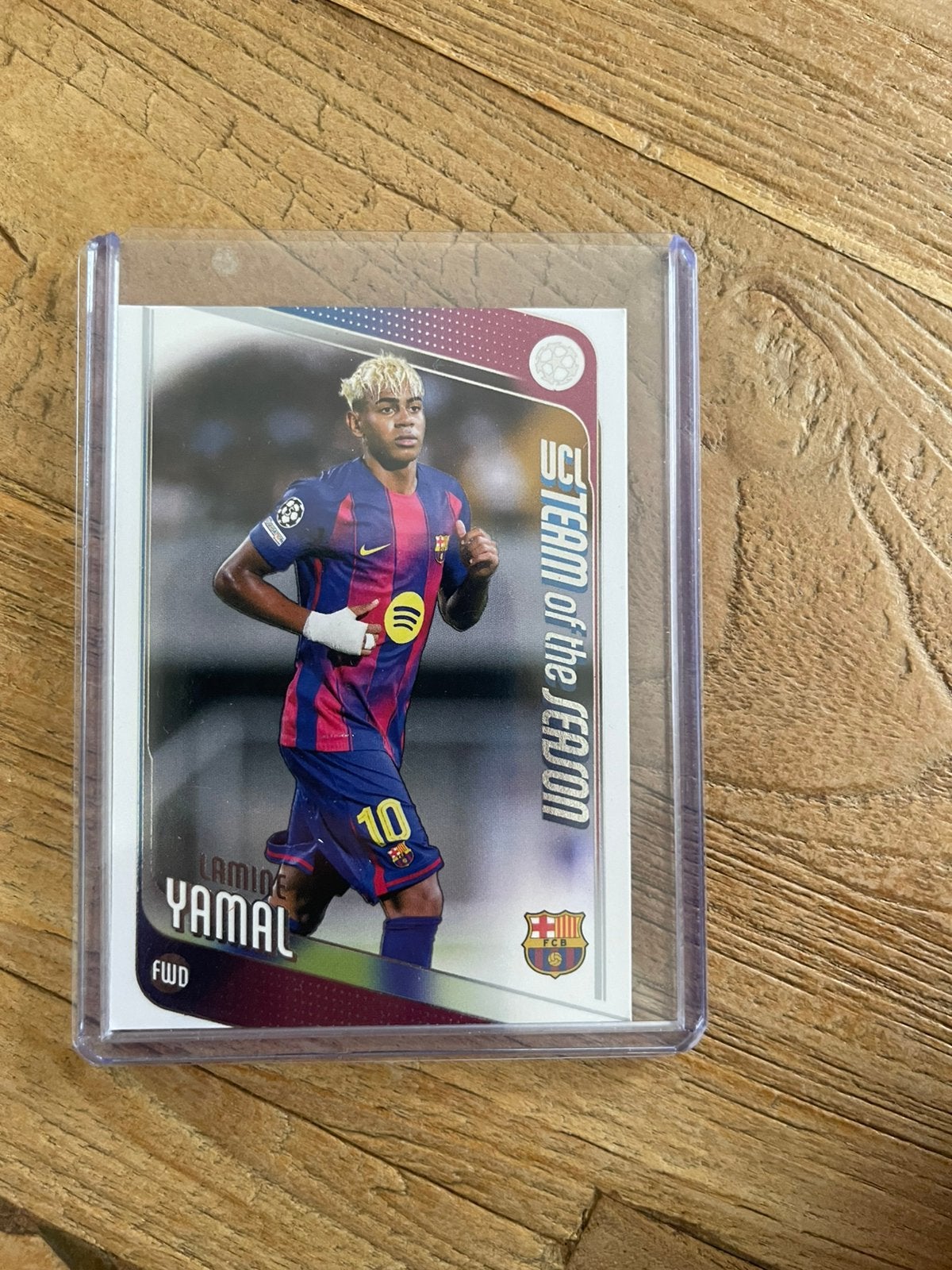 Lamine Yamal FC Barcelona Rookie Topps Refractor, Ophalen of Verzenden, Zo goed als nieuw, Plaatje