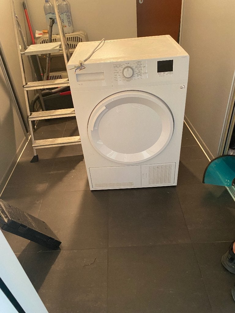 Beko droger goed werkend zonder stekker, Witgoed en Apparatuur, Wasdrogers, Ophalen, 6 tot 8 kg, Gebruikt, Minder dan 85 cm