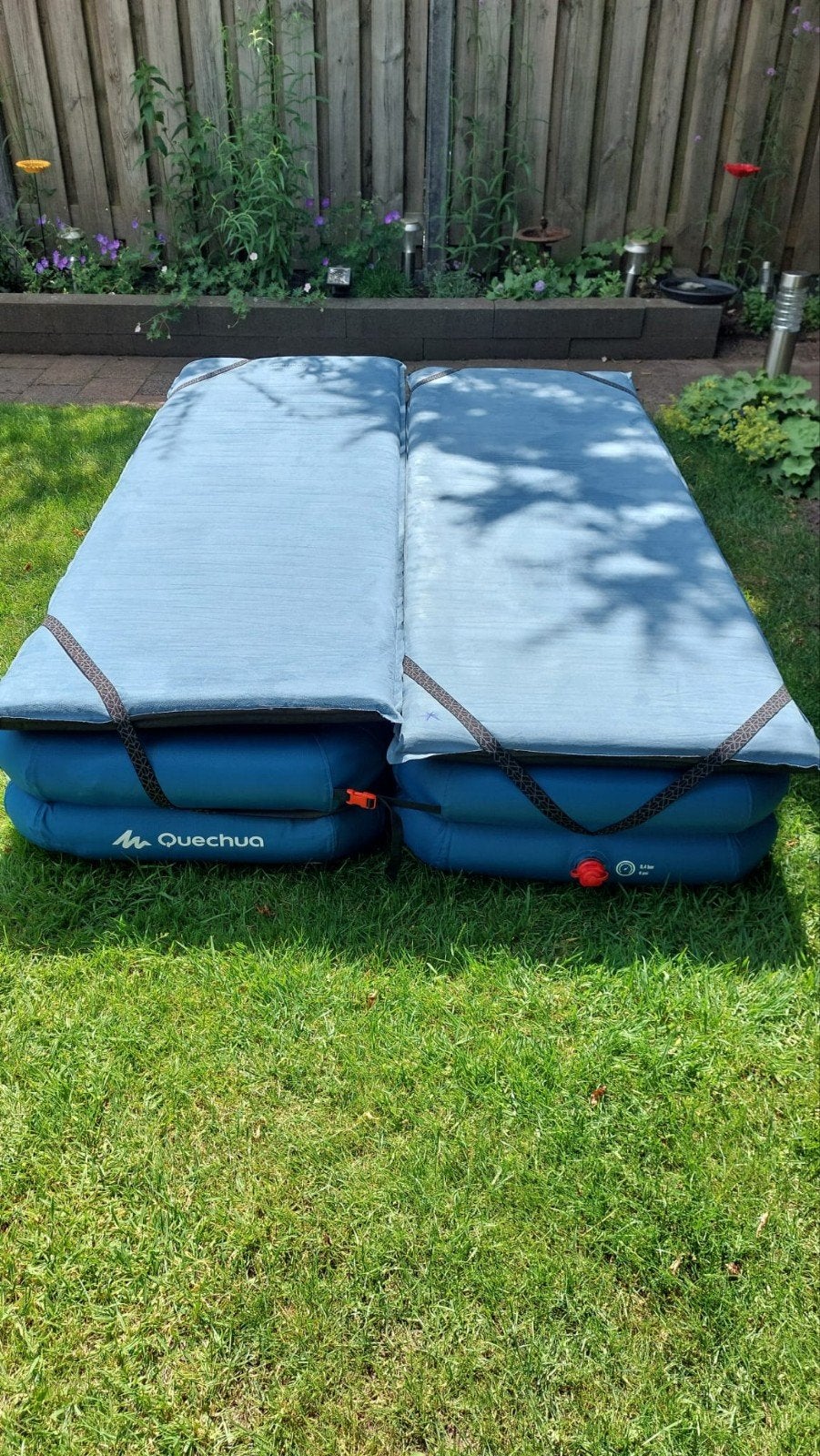 Decathlon Opblaasbaar veldbed - 2x 1-persoons, Ophalen, Gebruikt, 1-persoons