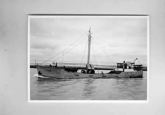 scheepvaart-foto-tim, Ophalen of Verzenden, Zo goed als nieuw, Motorboot, Boek of Tijdschrift