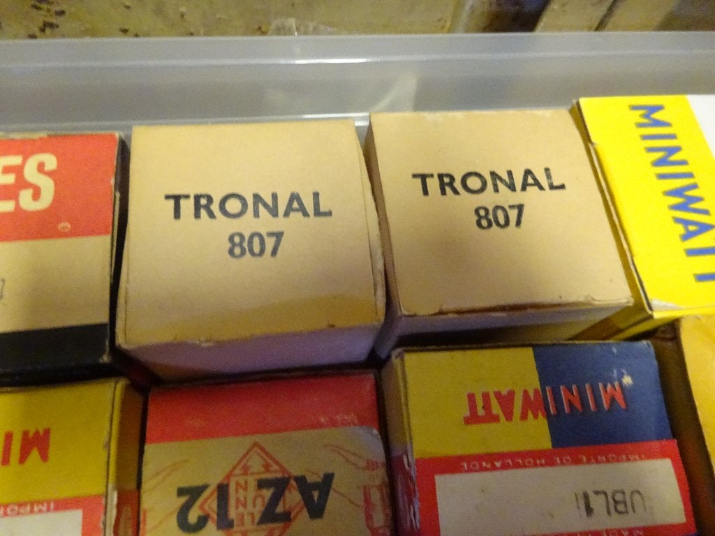 2 x 807 van Tronal nieuw in doos . NOS ., Ophalen of Verzenden, Nieuw