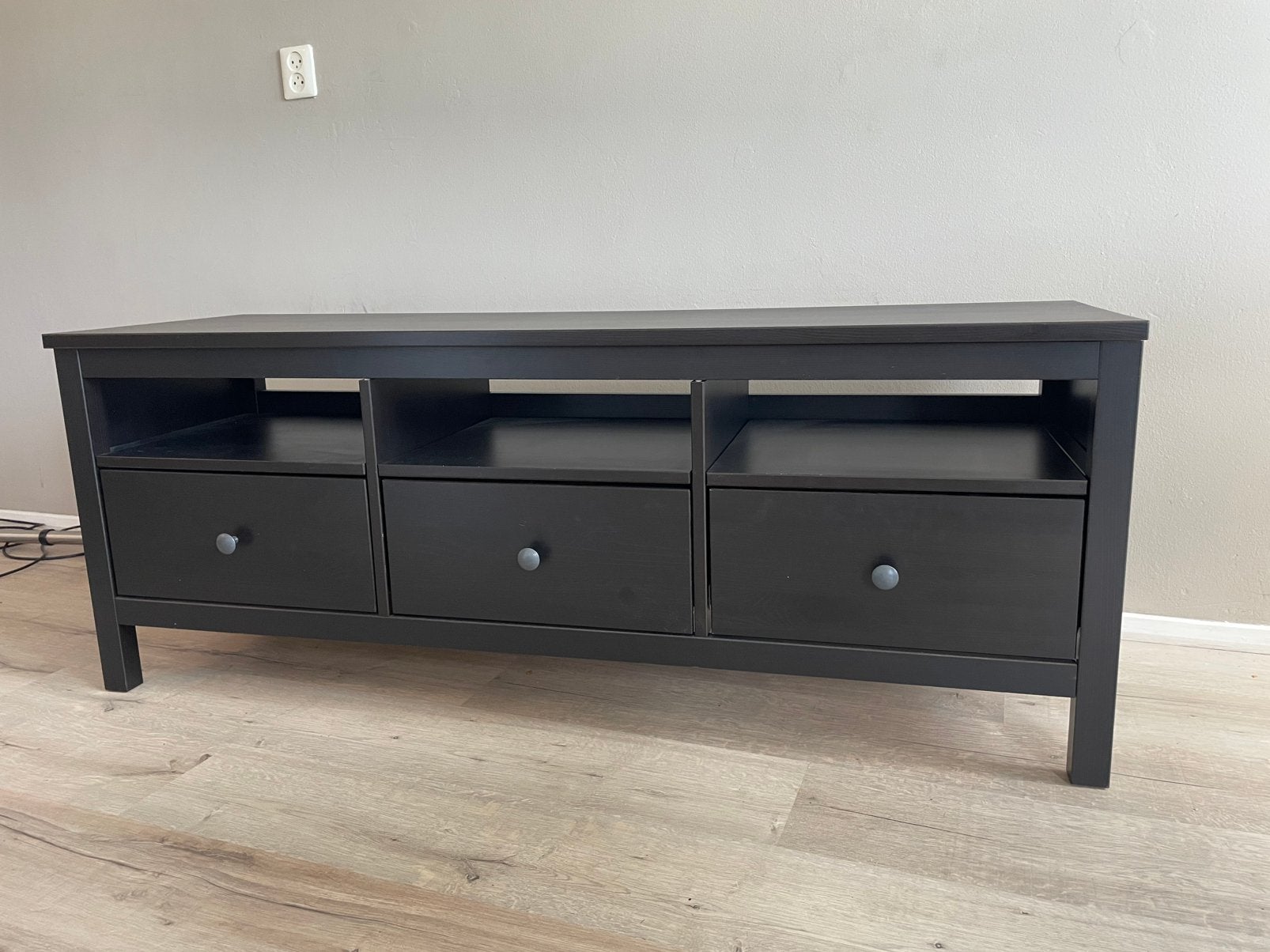 Tv meubel IKEA - HEMNES, Ophalen, 100 tot 150 cm, Zo goed als nieuw, Minder dan 100 cm