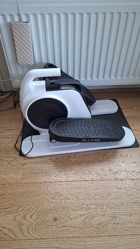 Ellipse mini hometrainer, Ophalen, Kunststof, Zo goed als nieuw, Benen
