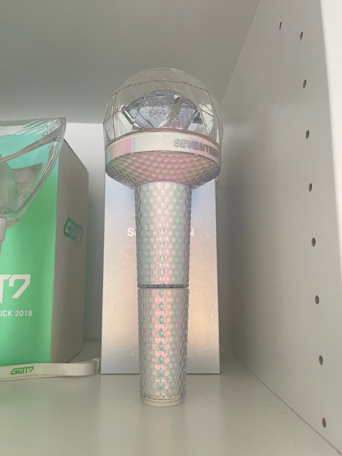 SEVENTEEN lightstick ver 2, Verzamelen, Ophalen of Verzenden, Zo goed als nieuw