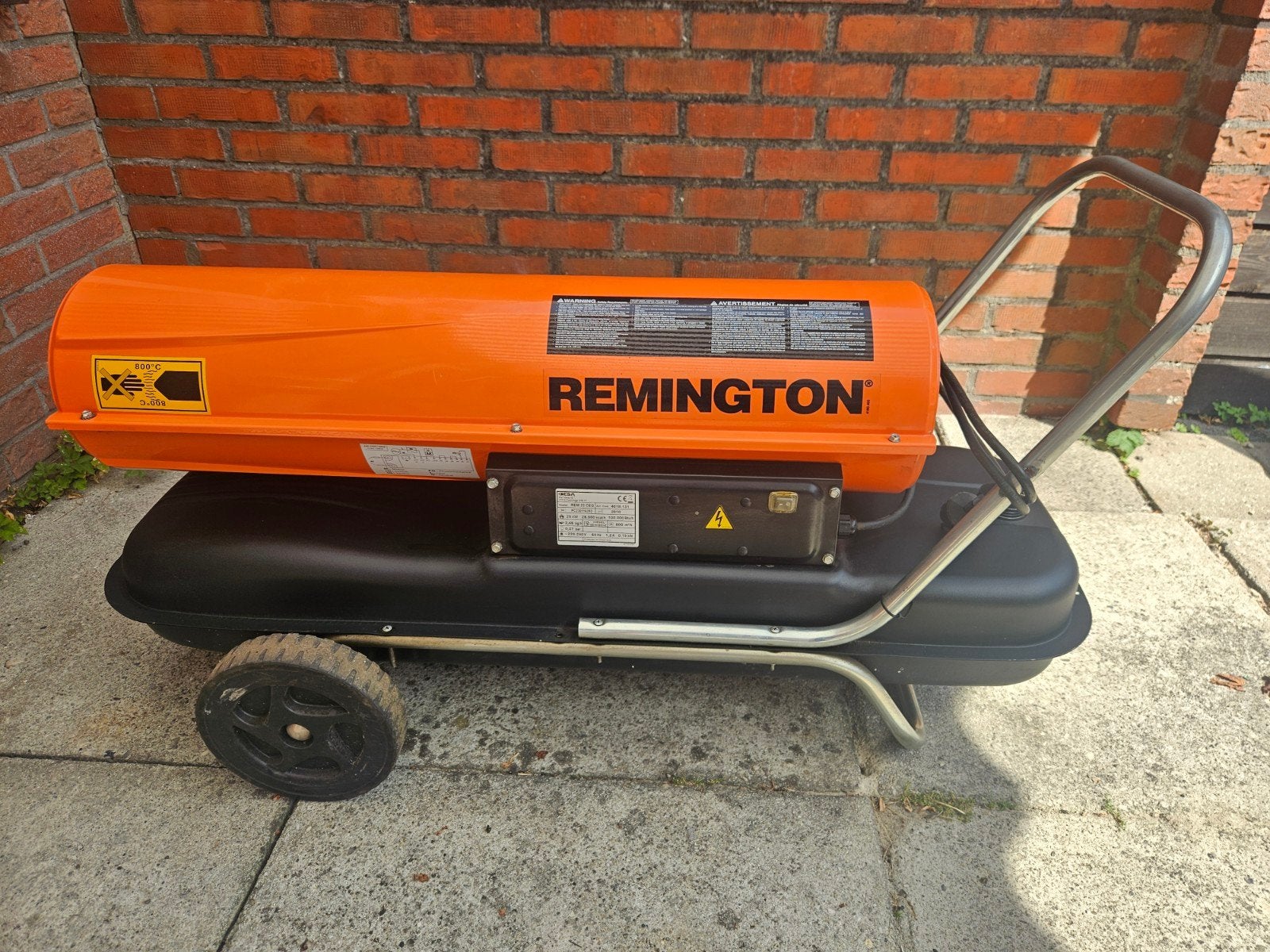 Remington Kachel - Krachtige Verwarming voor Grote Ruimtes, 30 tot 80 cm, Gebruikt, Kachel, Ophalen of Verzenden