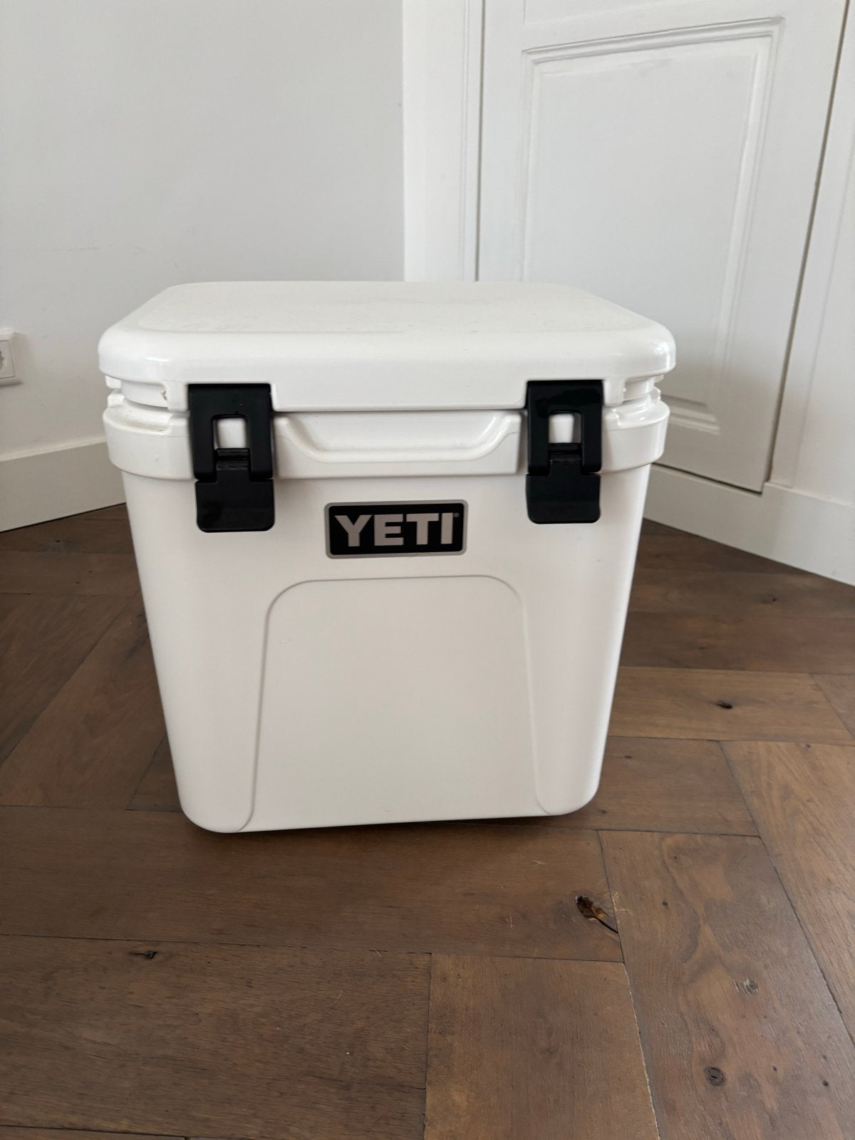 Yeti Roadie 24 Koelbox met Yeti Ice Koelelement, Ophalen, Zo goed als nieuw, Koelbox, Koelelement