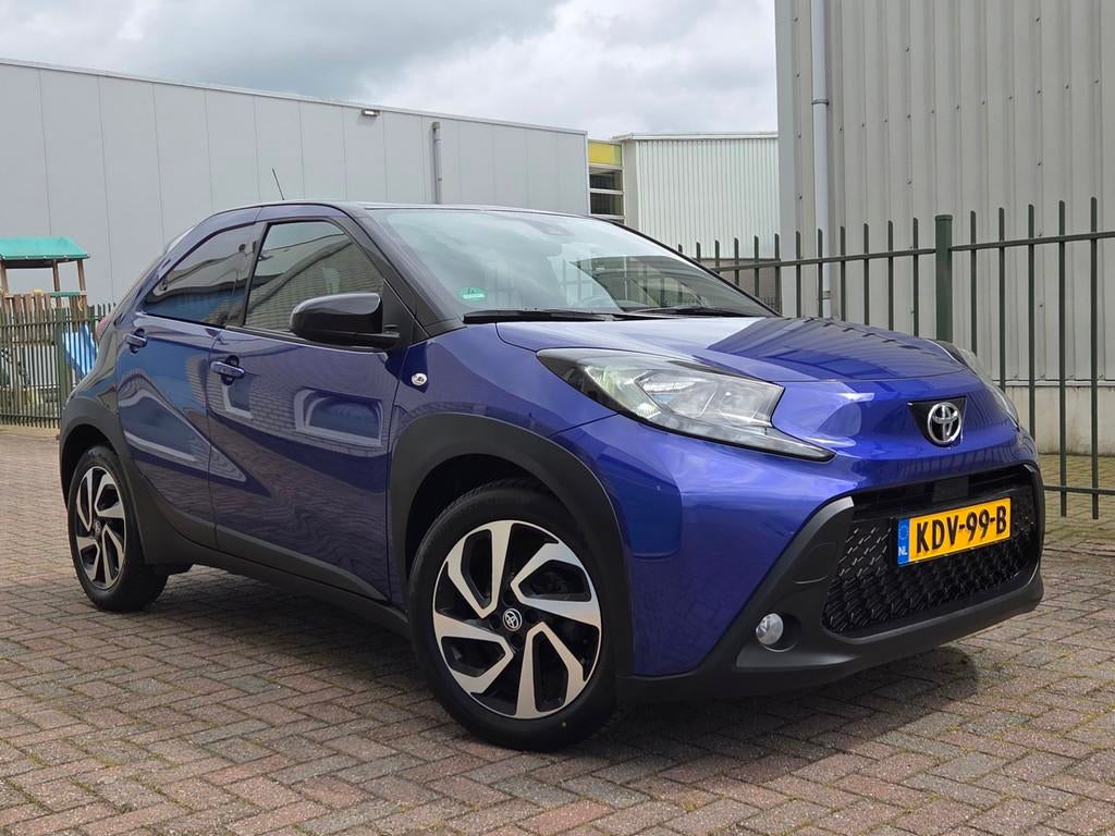 Toyota Aygo X 1.0 VVT-i MT Pulse Camera-Stoelverw.-Carplay, Stof, Gebruikt, Met garantie (alle), 3 cilinders
