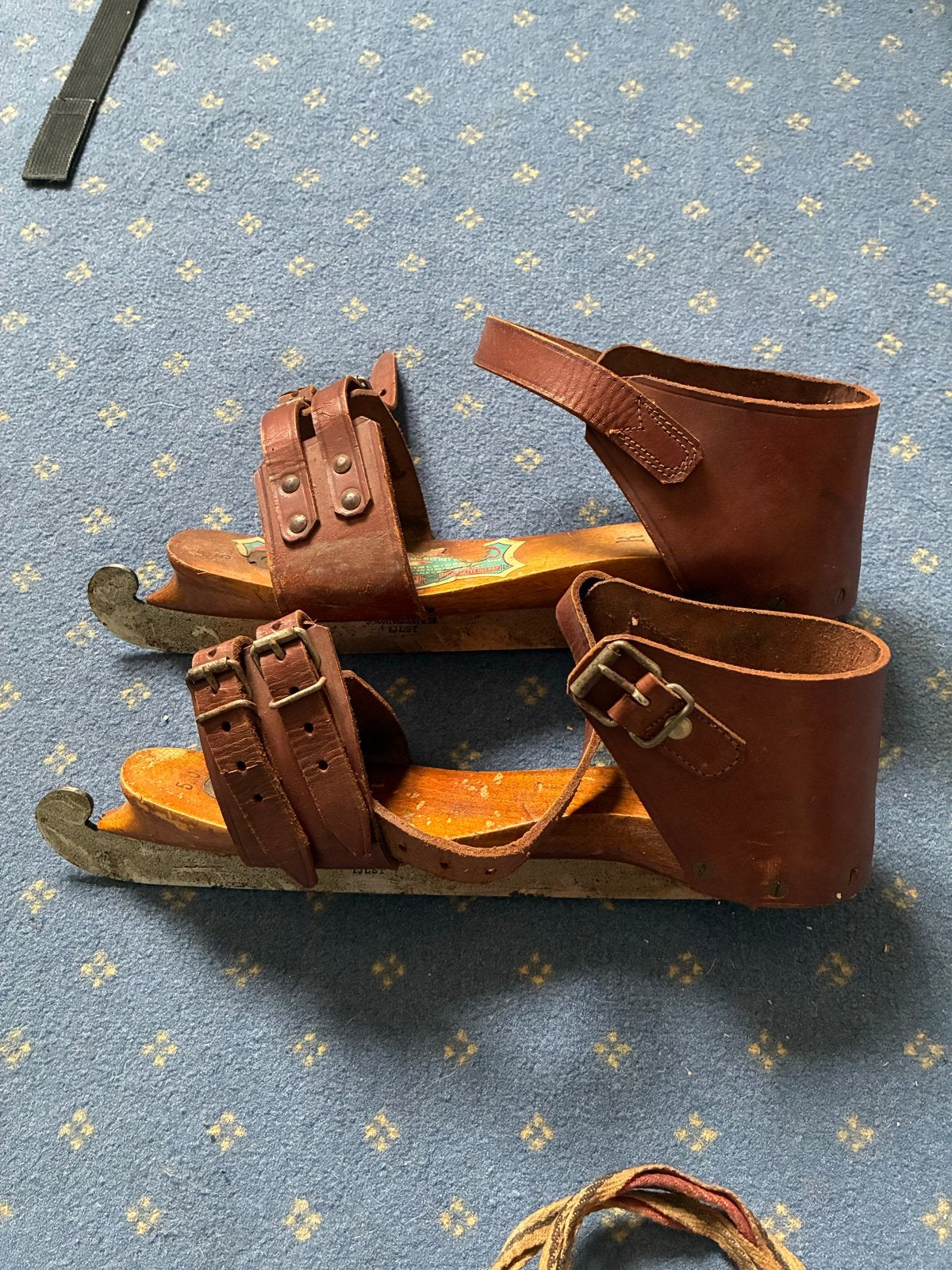 Antieke Friese doorlopers schaatsen - Hollandse nostalgie, Antiek en Kunst, Ophalen of Verzenden