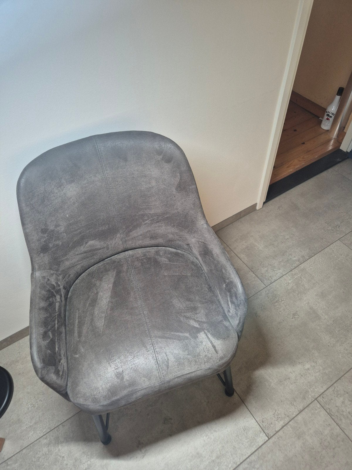 3 mooie kuipstoelen. grijze bekleding. zwarte poten, Ophalen, Drie, Leer, Zo goed als nieuw