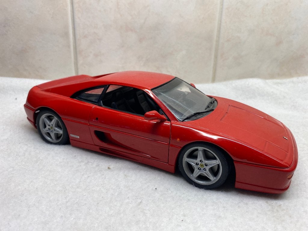 Model Auto Ferrari F 355 UT Models, Hobby en Vrije tijd, Modelauto's | 1:18, Ophalen of Verzenden, Zo goed als nieuw, Auto, UT Models
