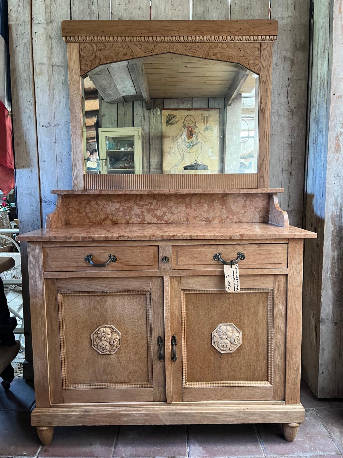 Commode met marmeren blad en spiegel