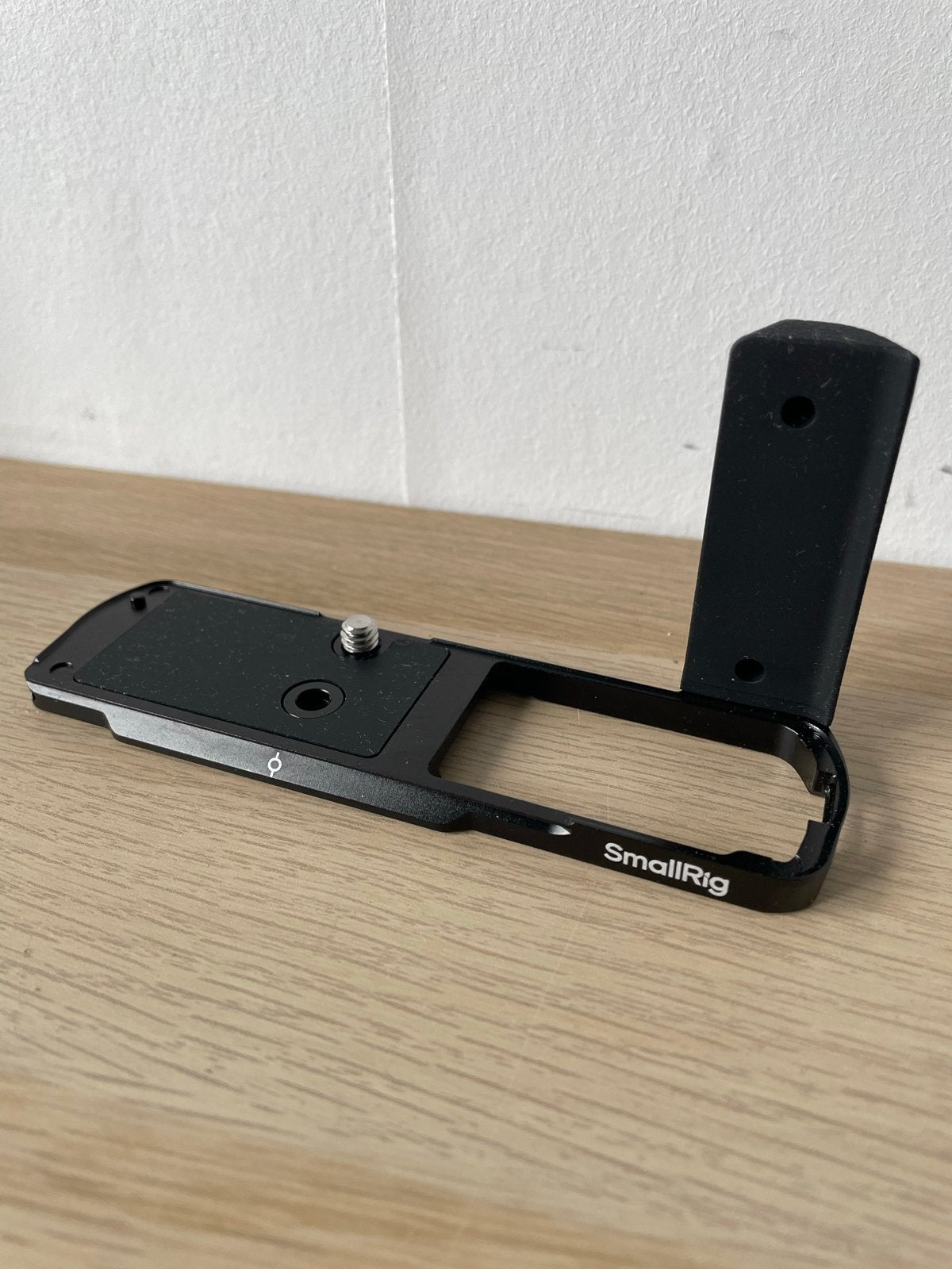 SmallRig L-Bracket voor Panasonic Lumix S9, Audio, Tv en Foto, SmallRig, Camera rig/cage, Ophalen of Verzenden, Zo goed als nieuw