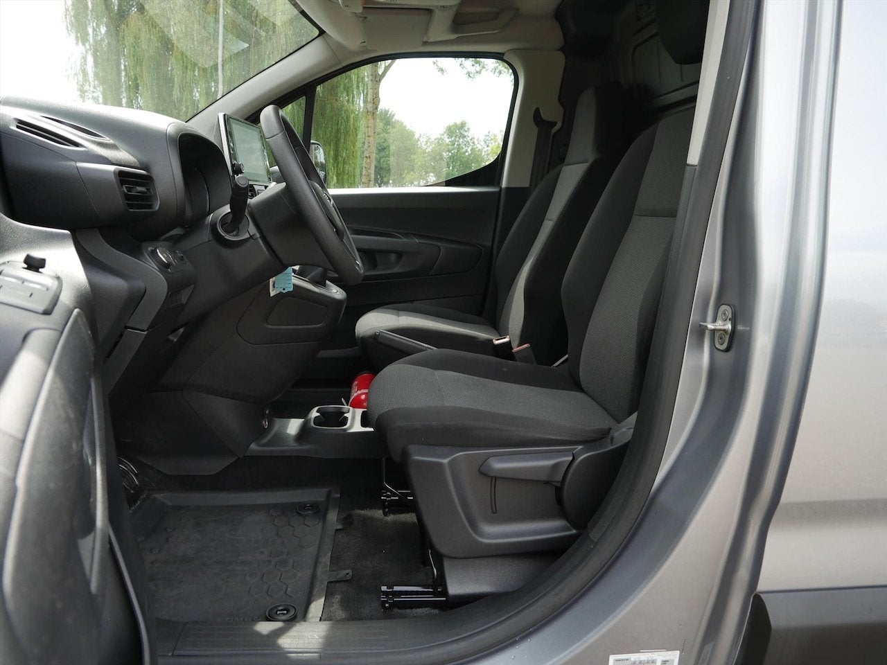 Opel Combo Cargo GB 1.5 Diesel 102pk S/S L2H1 Edition+ Plus, Auto's, Voorwielaandrijving, 730 kg, Gebruikt, Bedrijf