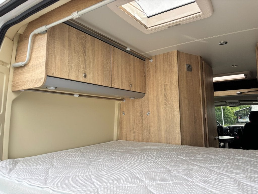 Pössl CLEVER Dealer Softclose 131PK GARANTIE! Airco NAP his, Caravans en Kamperen, Campers, Buscamper of Camperbus, Ringverwarming