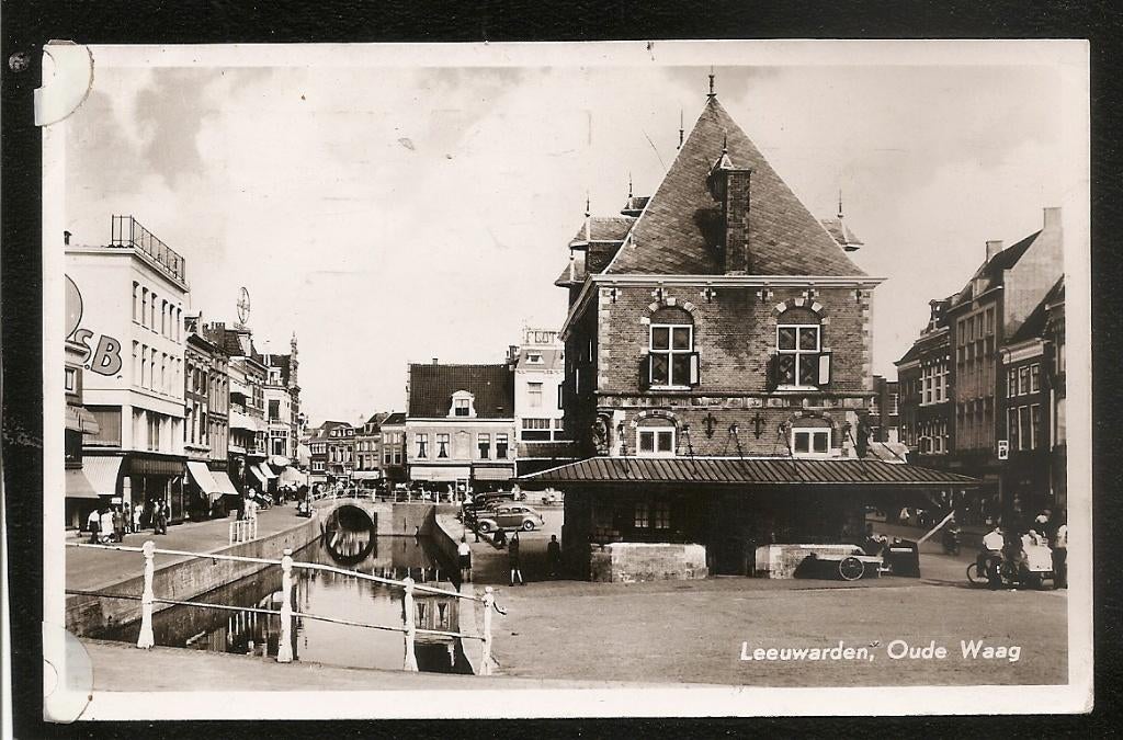 Leeuwarden, Oude Waag, Ophalen of Verzenden, 1940 tot 1960, Gelopen, Friesland