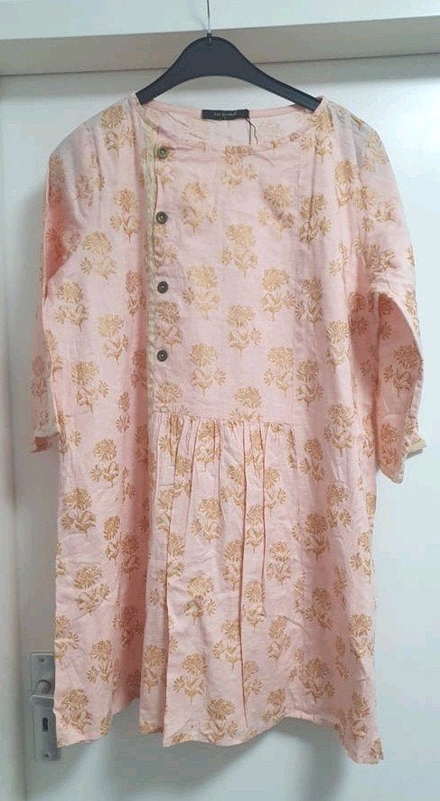 katoen roze jurk met gouden bloemenprint, maat L, East Breakout, Maat 42/44 (L), Ophalen of Verzenden, Zo goed als nieuw